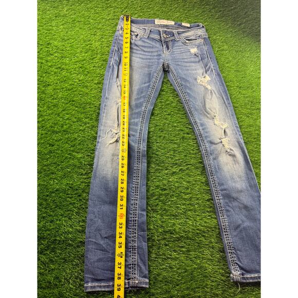 BKE Women’s Stella Distressed Straight Leg Jeans Blue Medium Wash Sz 27R 27x31.5 - Picture 7 of 12